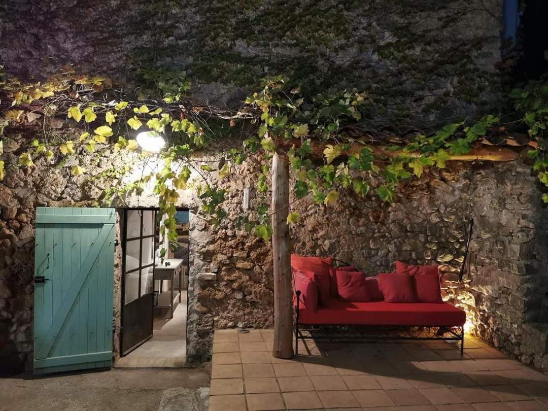 La Bastide Du Capelier - Chambres D'Hotes Avec Baignoire Balneotherapie - 3 Etoiles 살레르느 외부 사진